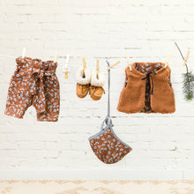 Load image into Gallery viewer, Camomile Cashew Brown Double Layered Dobby