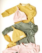 Load image into Gallery viewer, Pink Ribbed Knit Fabric