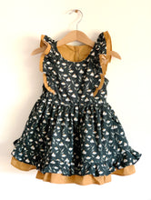 Load image into Gallery viewer, Cottage Favorites Woven Cotton